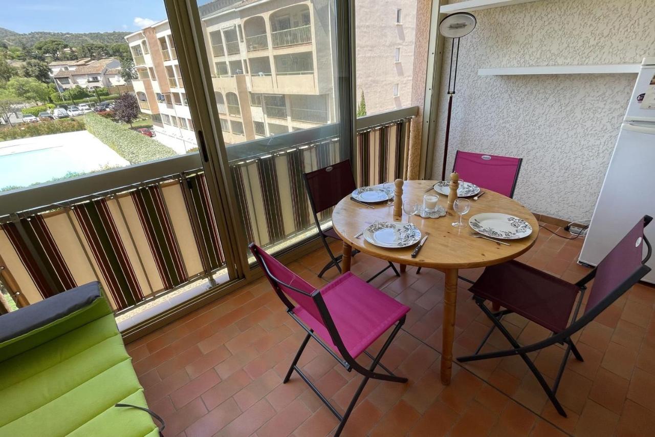 T2 With Balcony Close To The Sea Сен Максим Екстериор снимка